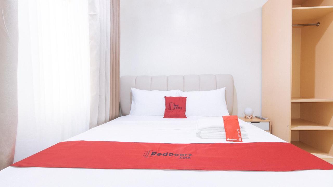 Reddoorz Plus @ Cuarto Verde Staycation Las Pinas Exterior photo