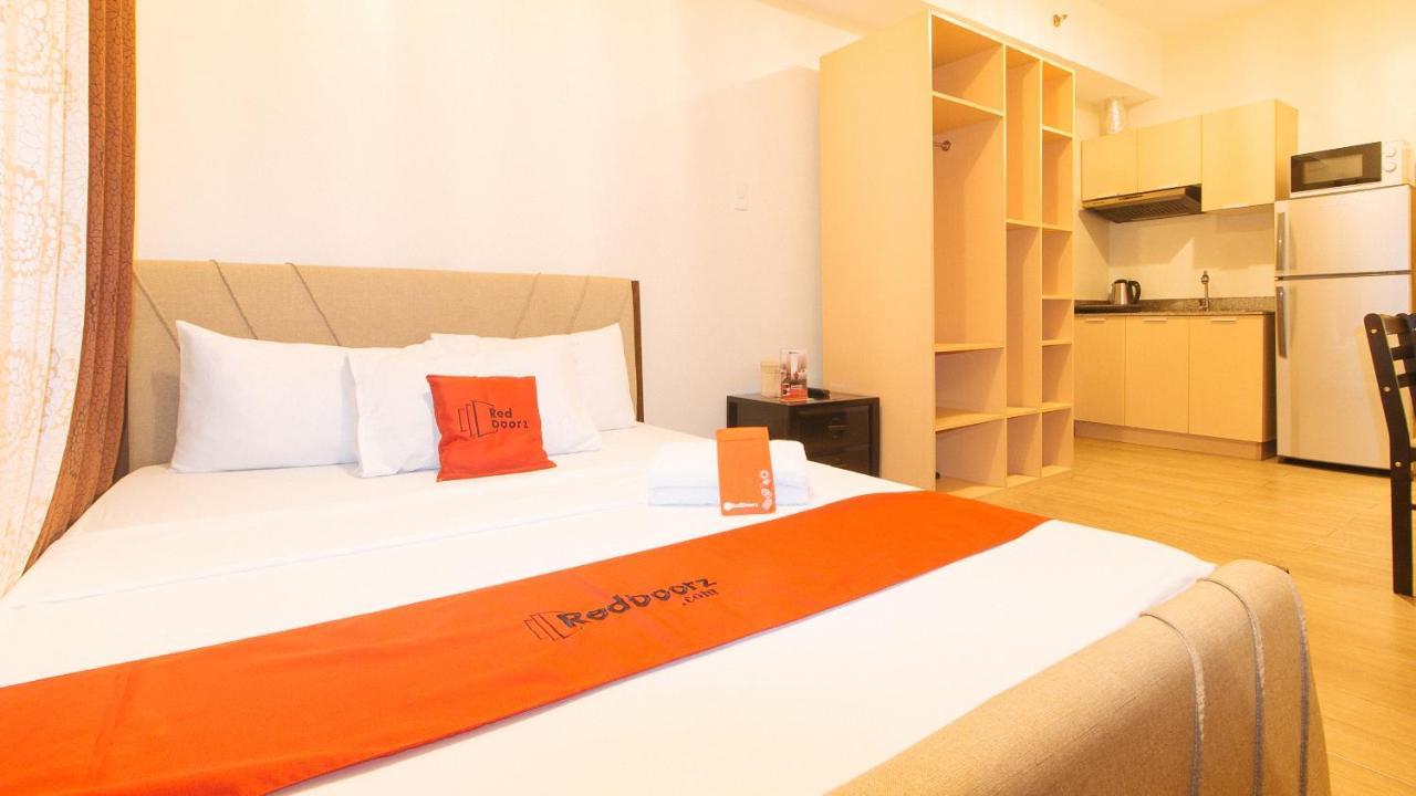 Reddoorz Plus @ Cuarto Verde Staycation Las Pinas Exterior photo