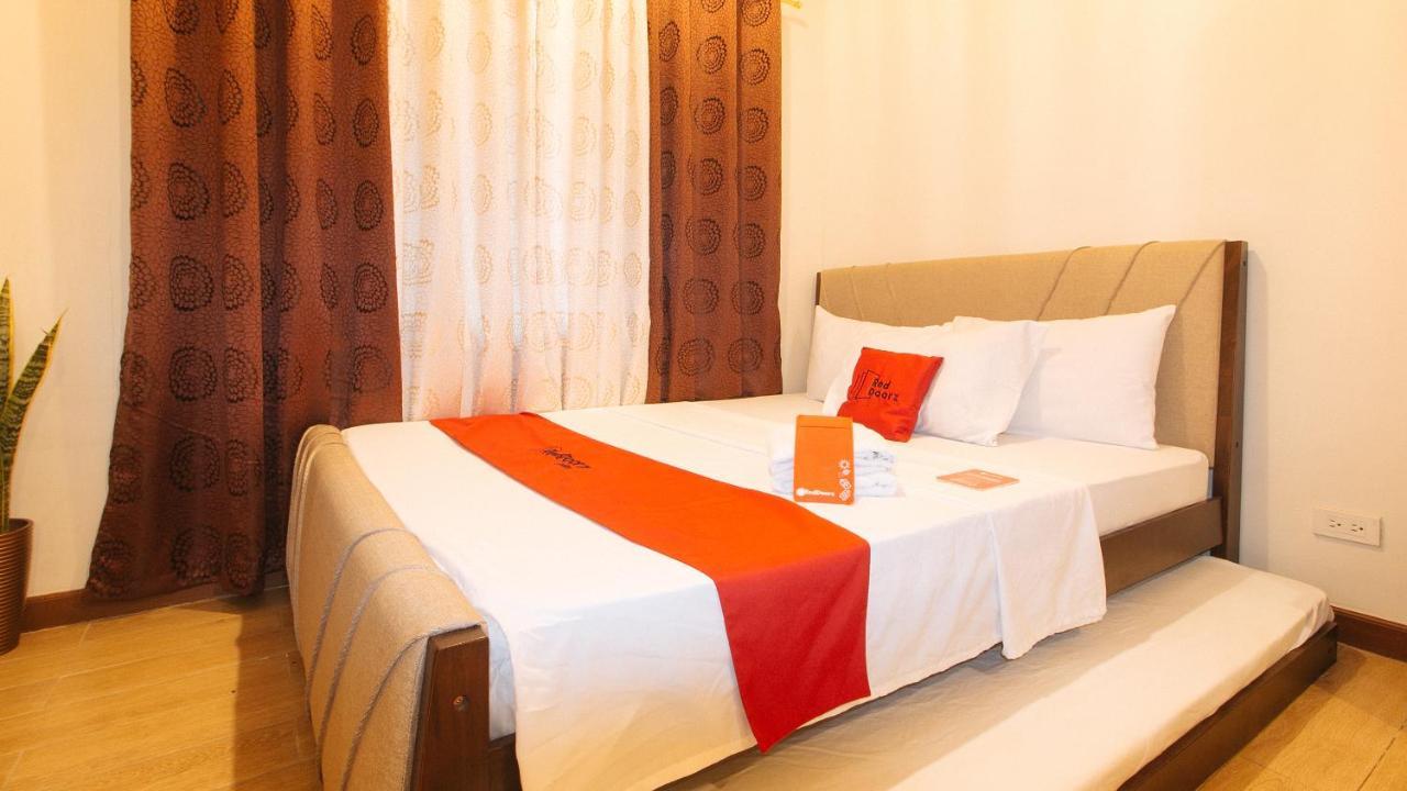 Reddoorz Plus @ Cuarto Verde Staycation Las Pinas Exterior photo
